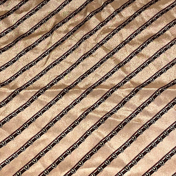 Authentic Vintage Gucci Rare Silk GG Web Horsebit Oversized Scarf - Picture 6 of 11